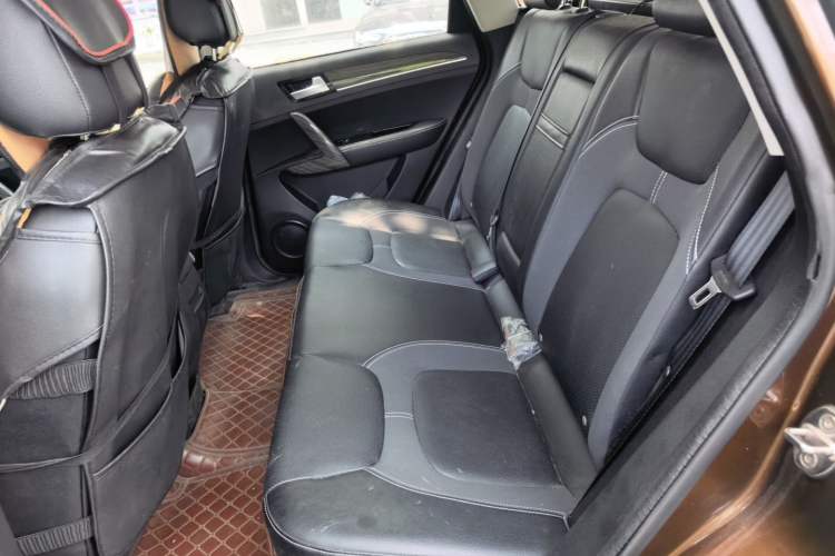 Used Zotye T600 2015 1.5T Manual Luxury Model Left Rear Seat