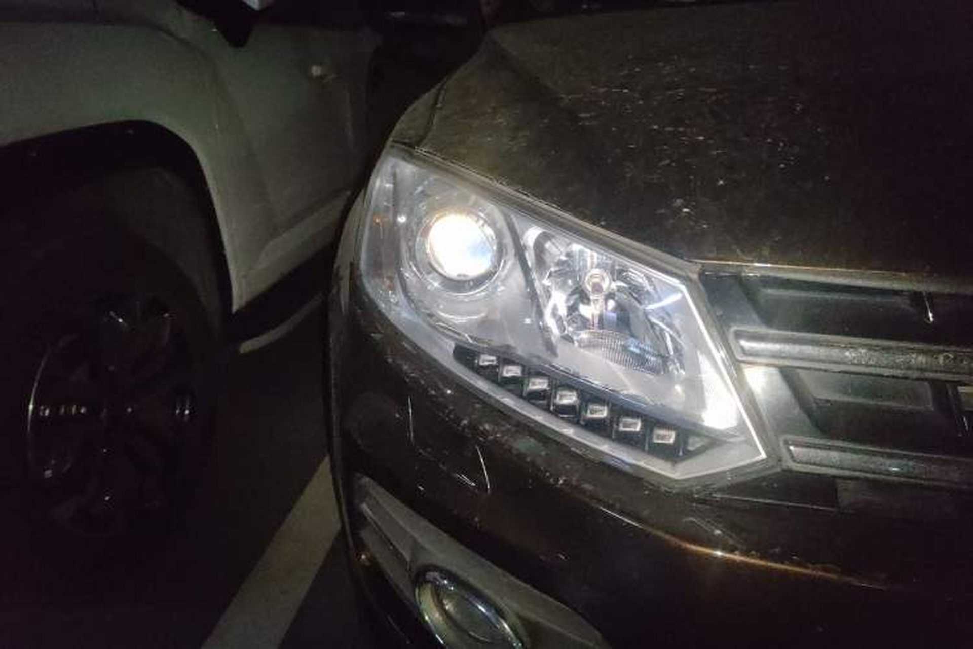 Used Zotye T600 2015 2.0T DCT Luxury Version Right Front Headlight
