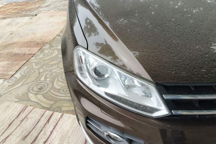 Used Zotye T600 2015 2.0T DCT Prestige Edition Right Front Headlight