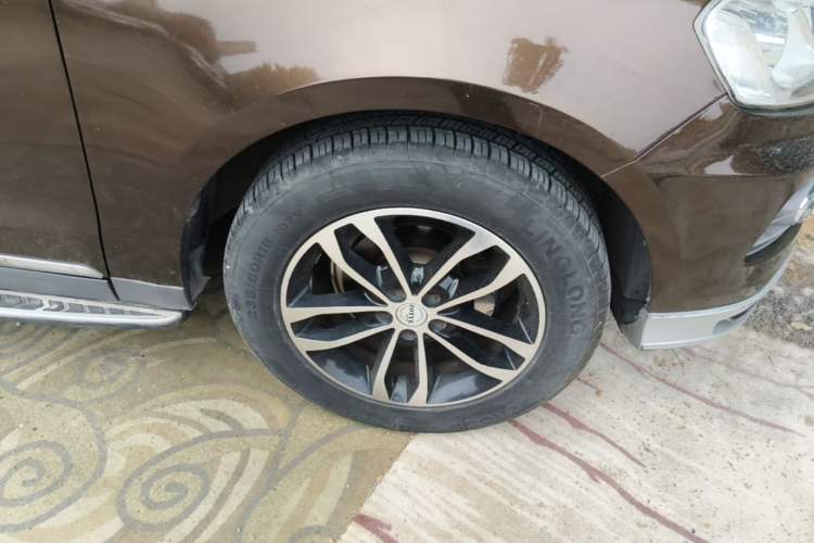 Used Zotye T600 2015 2.0T DCT Prestige Edition Right Front Wheel Hub