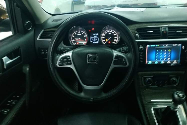Used Zotye T600 2015 1.5T Manual Luxury Model Steering Wheel