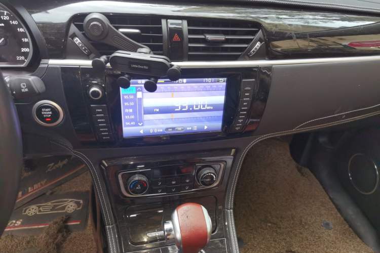 Used Zotye T600 2015 2.0T DCT Luxury Version Audio And AC Panel