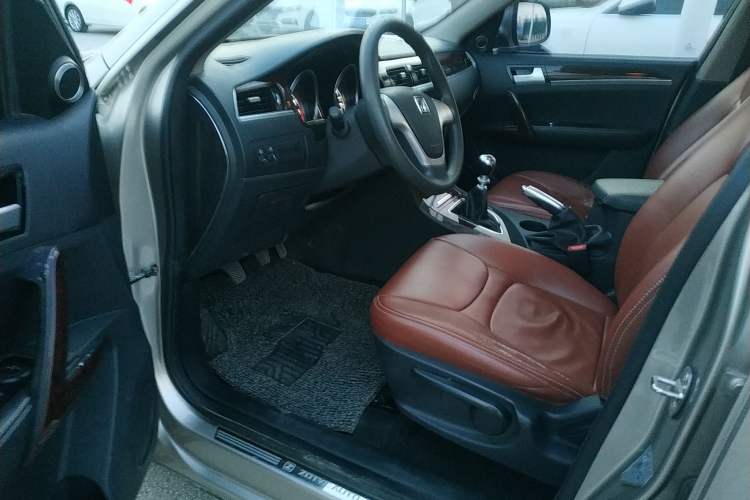 Used Zotye T600 2015 1.5T Manual Elite Model Driver Seat