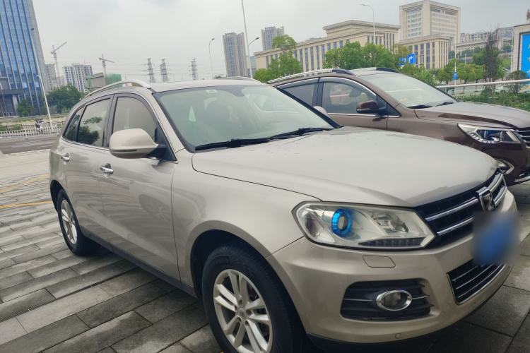 Used Zotye T600 2015 1.5T Manual Flagship Model Exterior 2