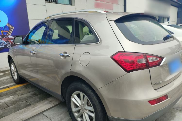 Used Zotye T600 2015 1.5T Manual Flagship Model Exterior 5