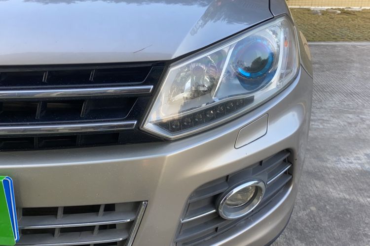 Used Zotye T600 2015 2.0T DCT Prestige Edition Left Front Headlight