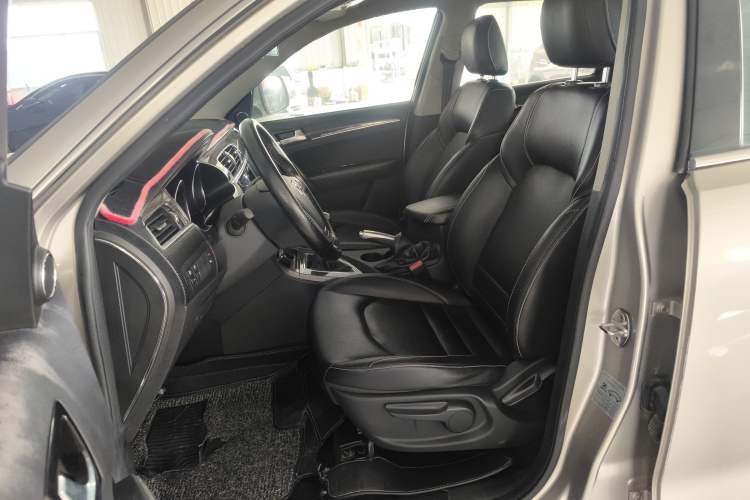 Used Zotye T600 2015 1.5T Manual Luxury Model Left Front Seat