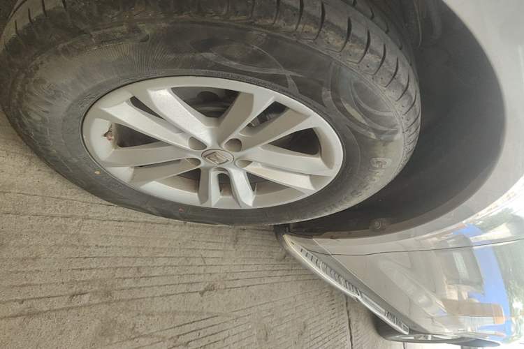 Used Zotye T600 2015 1.5T Manual Luxury Model Left Front Wheel Hub