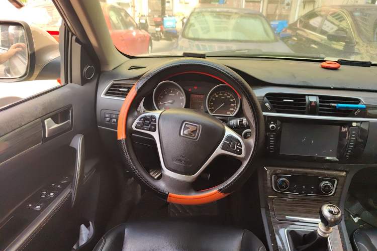 Used Zotye T600 2015 1.5T Manual Luxury Model Steering Wheel