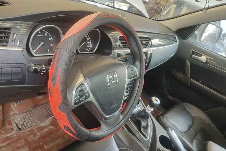 Used Zotye T600 2015 1.5T Manual Luxury Model Steering Wheel