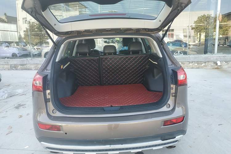 Used Zotye T600 2015 1.5T Manual Luxury Model Trunk