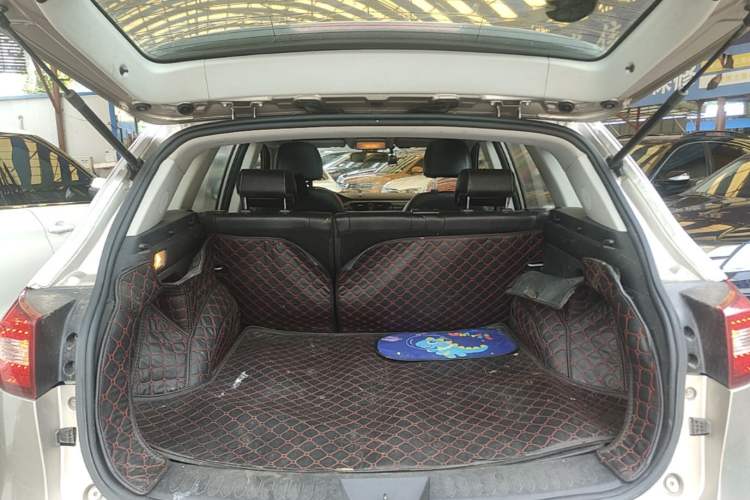 Used Zotye T600 2015 1.5T Manual Luxury Model Trunk
