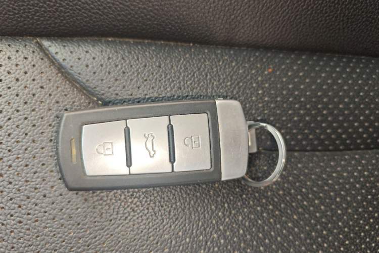 Used Zotye T600 2015 2.0T DCT Prestige Edition Vehicle Key