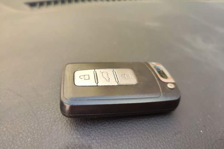 Used Zotye T600 2015 1.5T Manual Luxury Model Vehicle Key