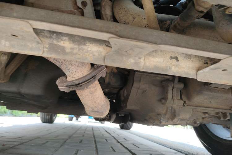 Used Zotye T600 2015 2.0T DCT Prestige Edition Chassis Front