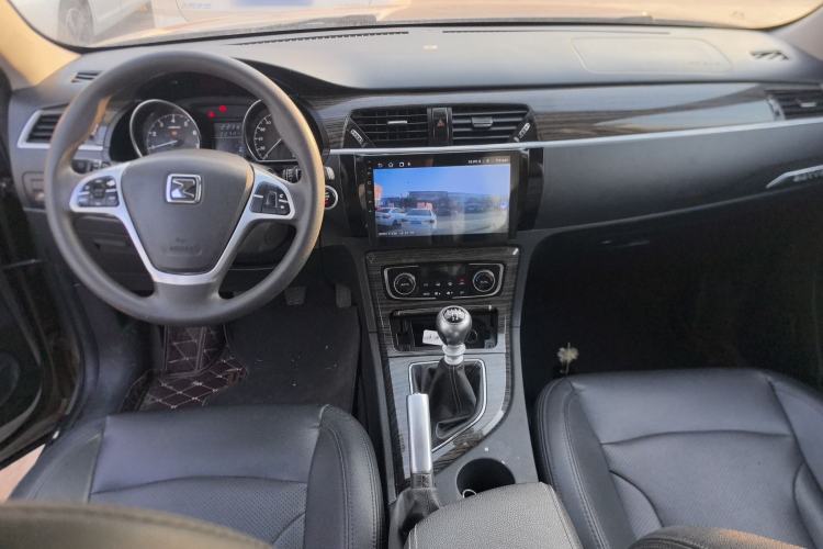 Used Zotye T600 2015 1.5T Manual Luxury Model Interior 2