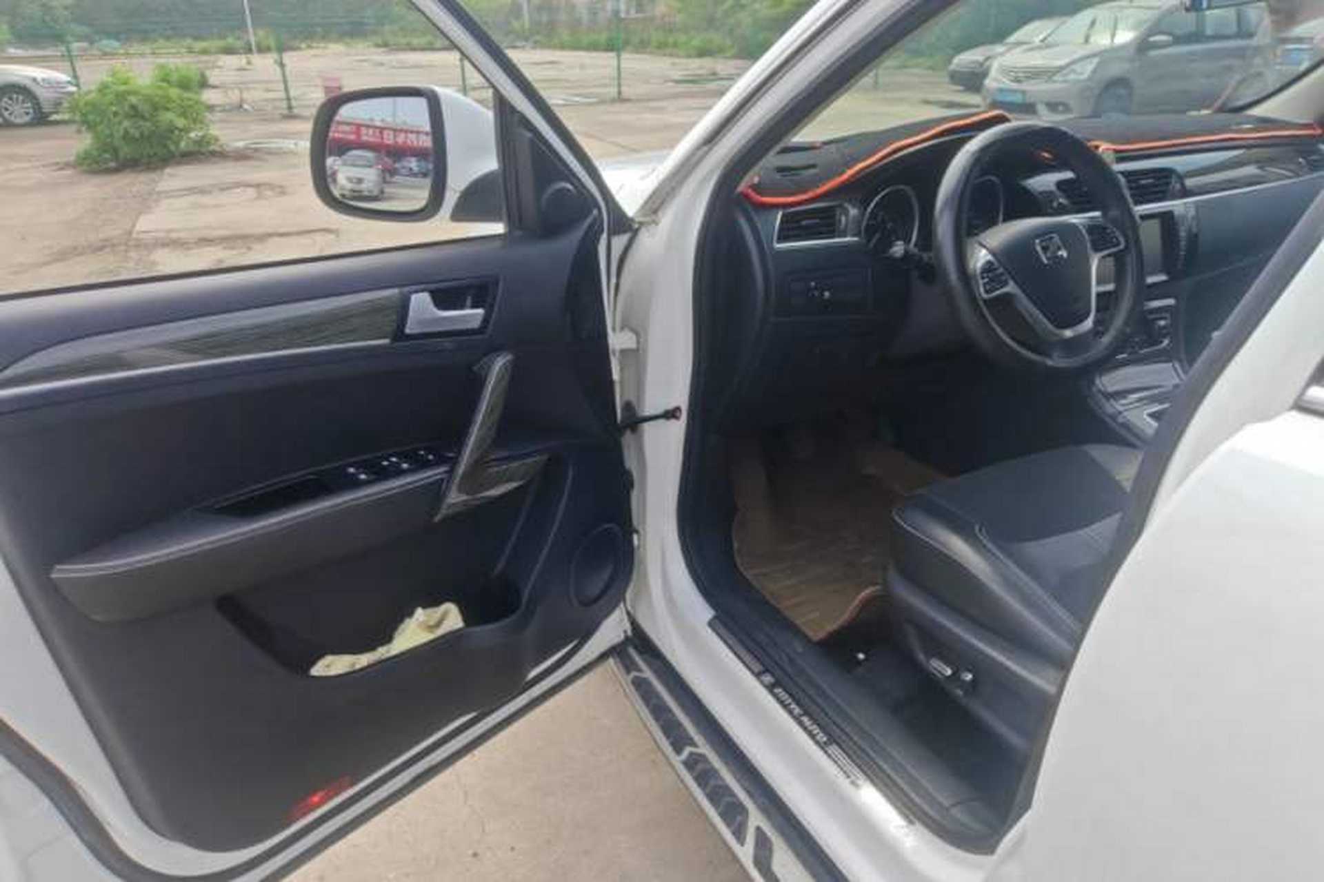 Used Zotye T600 2015 1.5T Manual Flagship Model Driver Seat