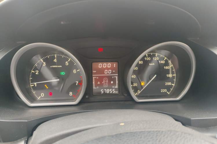 Used Zotye T600 2015 Family Edition 2.0T Manual Luxury Version Instrument Cluster
