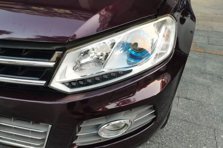 Used Zotye T600 2015 1.5T Manual Luxury Model Left Front Headlight