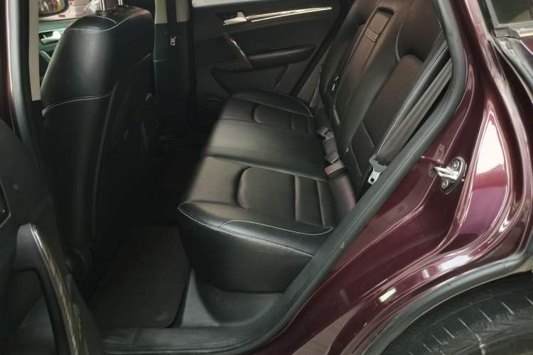 Used Zotye T600 2015 1.5T Manual Luxury Model Left Rear Seat