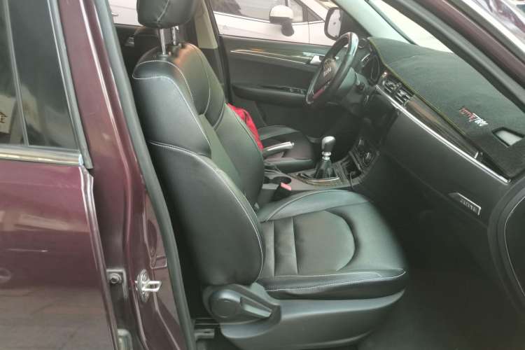 Used Zotye T600 2015 1.5T Manual Luxury Model Right Front Seat