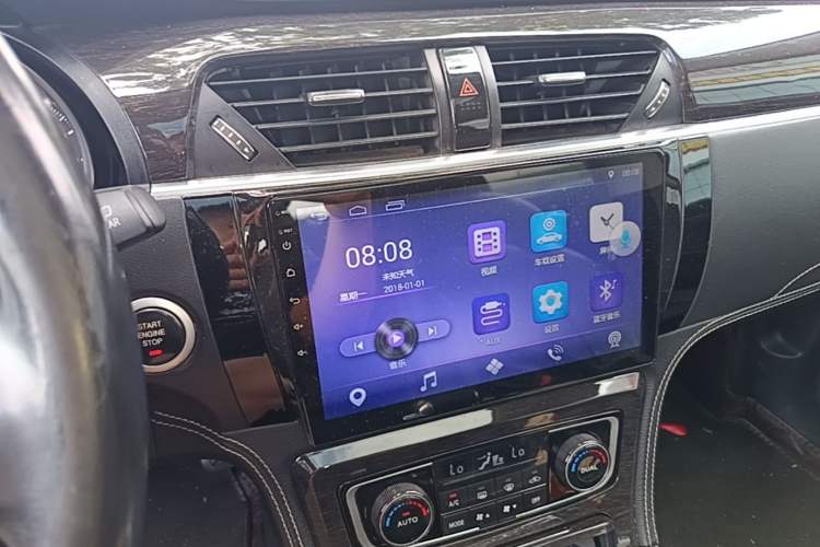 Used Zotye T600 2015 2.0T DCT Prestige Edition Audio And AC Panel