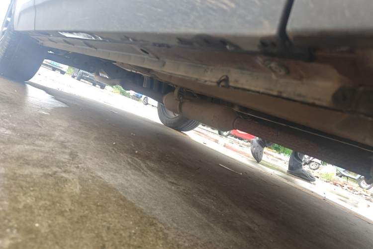 Used Zotye T600 2015 2.0T DCT Prestige Edition Chassis Front Right