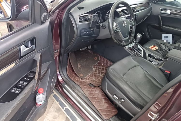 Used Zotye T600 2015 2.0T DCT Prestige Edition Driver Seat
