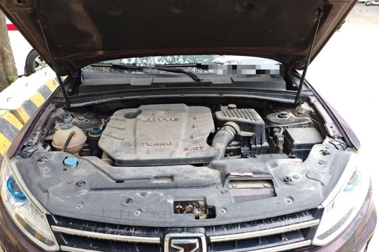 Used Zotye T600 2015 2.0T DCT Prestige Edition Engine Bay