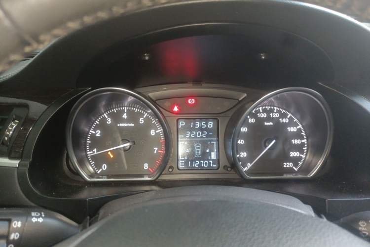 Used Zotye T600 2015 2.0T DCT Prestige Edition Instrument Cluster