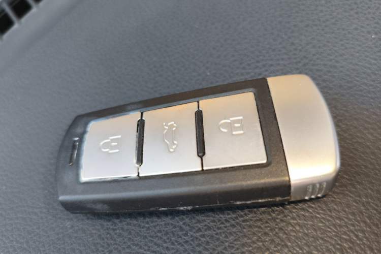 Used Zotye T600 2015 Family Edition 2.0T Manual Elite Version Vehicle Key