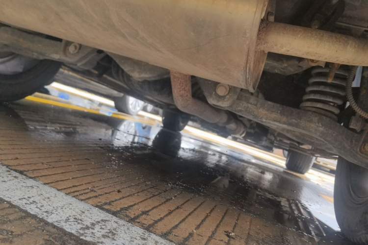Used Zotye T600 2015 2.0T DCT Prestige Edition Chassis Rear
