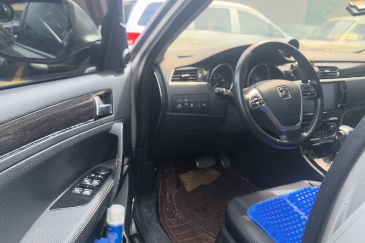 Used Zotye T600 2015 2.0T DCT Prestige Edition Driver Seat