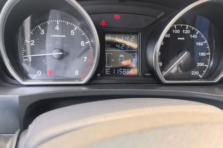 Used Zotye T600 2015 2.0T DCT Prestige Edition Instrument Cluster