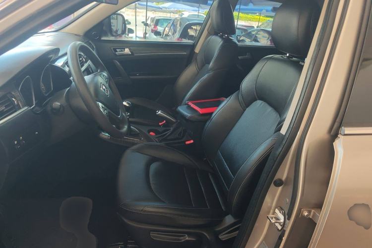 Used Zotye T600 2015 1.5T Manual Luxury Model Left Front Seat