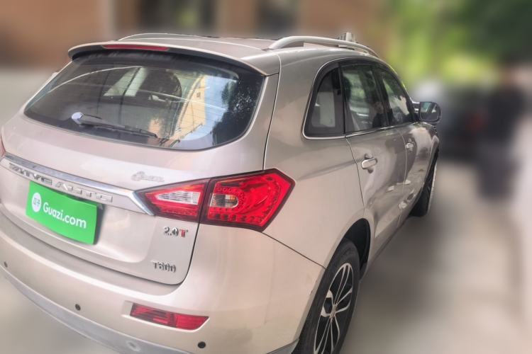 Used Zotye T600 2015 Family Edition 2.0T Manual Elite Version Rear Right 45 Deg