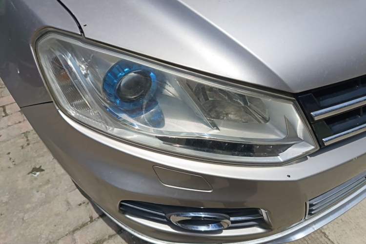 Used Zotye T600 2015 1.5T Manual Luxury Model Right Front Headlight