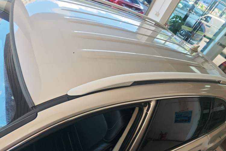 Used Zotye T600 2015 1.5T Manual Luxury Model Roof