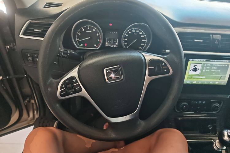 Used Zotye T600 2015 1.5T Manual Luxury Model Steering Wheel