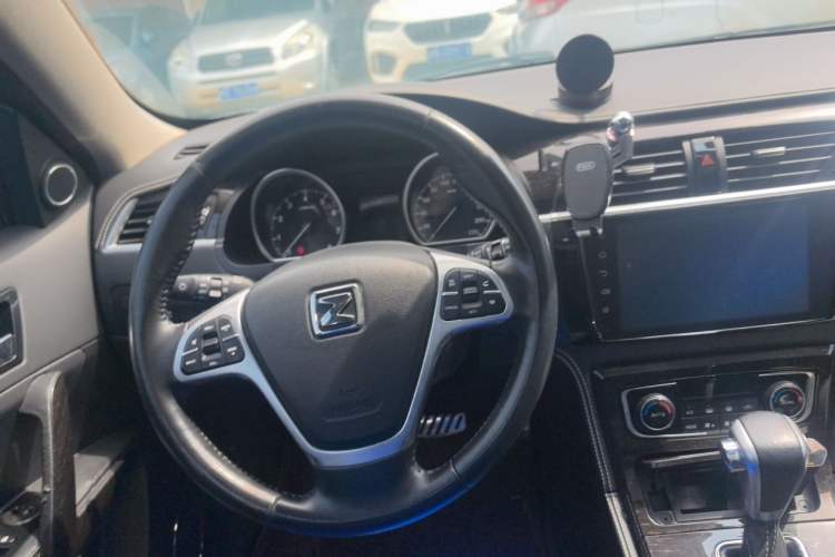 Used Zotye T600 2015 2.0T DCT Prestige Edition Steering Wheel