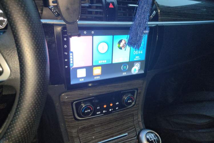 Used Zotye T600 2015 1.5T Manual Luxury Model Audio And AC Panel