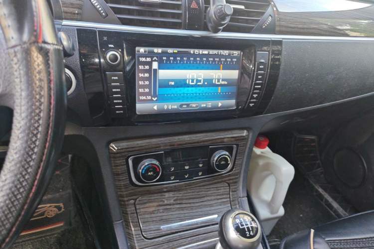 Used Zotye T600 2015 1.5T Manual Elite Model Audio And AC Panel