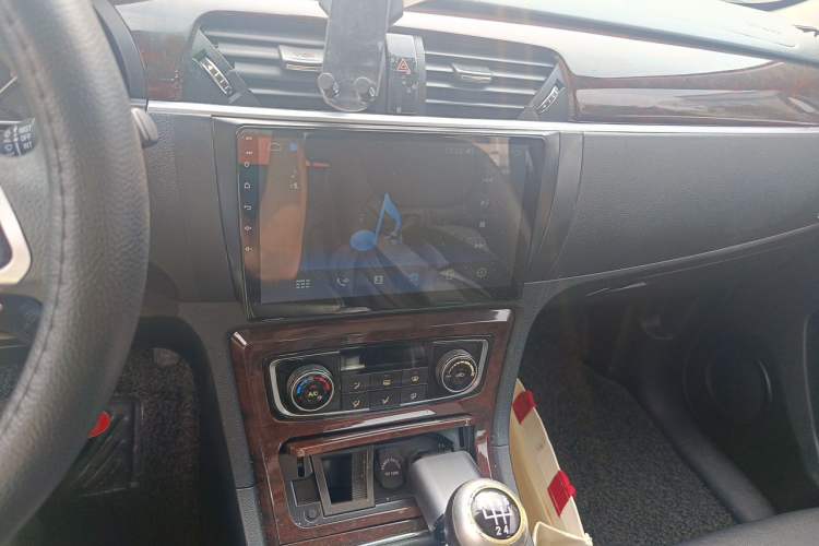 Used Zotye T600 2015 1.5T Manual Elite Model Audio And AC Panel