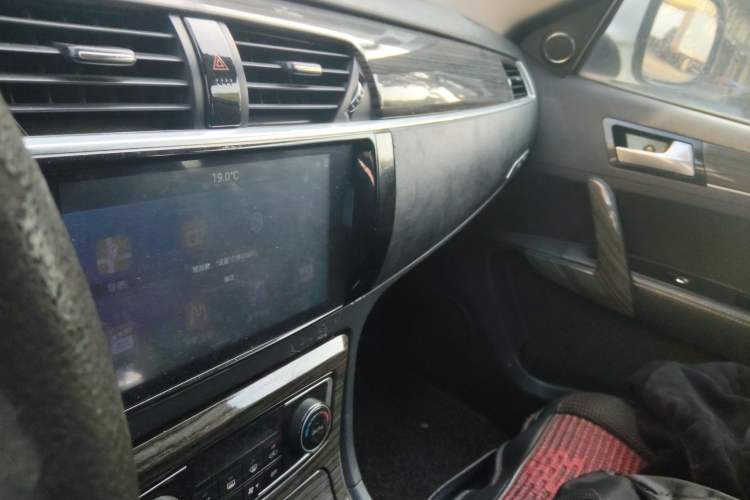 Used Zotye T600 2015 1.5T Manual Luxury Model Audio And AC Panel