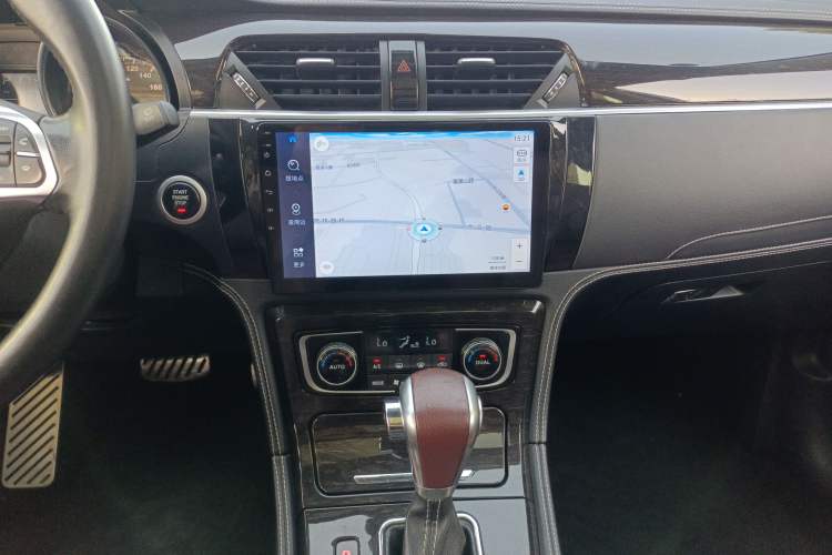 Used Zotye T600 2015 2.0T DCT Prestige Edition Audio And AC Panel