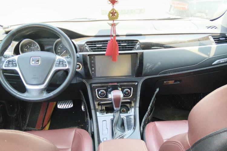Used Zotye T600 2015 2.0T DCT Prestige Edition Center Console