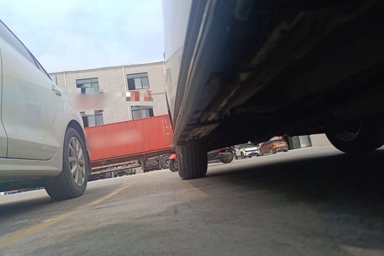 Used Zotye T600 2015 1.5T Manual Elite Model Chassis Front Right
