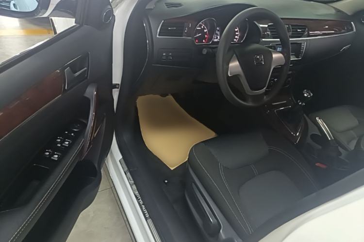 Used Zotye T600 2015 1.5T Manual Elite Model Driver Seat