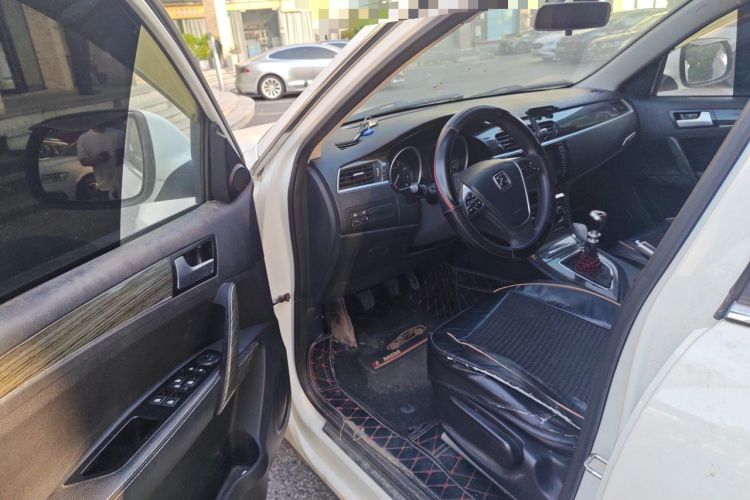 Used Zotye T600 2015 1.5T Manual Elite Model Driver Seat