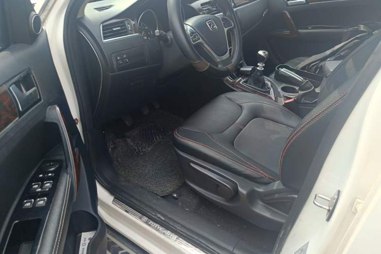 Used Zotye T600 2015 1.5T Manual Elite Model Driver Seat
